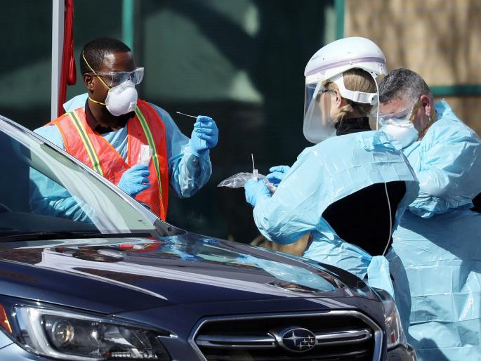 Corona Virus Omicron cases are declining in african countries but 8 and a half lakh people have died in America | Corona Virus : एकीकडे दिलासा, एकीकडे चिंता! African देशांत Omicron रुग्ण संख्येत घट, अमेरिकेत मात्र कोरोनाचा कहर Corona Virus Omicron cases are declining in african countries but 8 and a half lakh people have died in America | Corona Virus : एकीकडे दिलासा, एकीकडे चिंता! African देशांत Omicron रुग्ण संख्येत घट, अमेरिकेत मात्र कोरोनाचा कहर