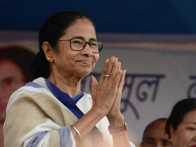 Mamata Banerjee took the initiative Will form a new front by separating the Congress | काँग्रेसला वेगळे पाडून नवा मोर्चा साकारणार; ममता बॅनर्जी यांनी घेतला पुढाकार Mamata Banerjee took the initiative Will form a new front by separating the Congress | काँग्रेसला वेगळे पाडून नवा मोर्चा साकारणार; ममता बॅनर्जी यांनी घेतला पुढाकार