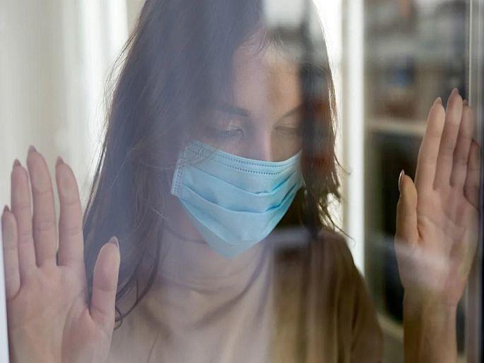 Corona Virus positive after the first dose of vaccine when to get second dose tedu | CoronaVirus : कोरोना लशीच्या पहिल्या डोसनंतर रिपोर्ट पॉझिटिव्ह आला, तर दुसरा डोस केव्हा घ्याल? Corona Virus positive after the first dose of vaccine when to get second dose tedu | CoronaVirus : कोरोना लशीच्या पहिल्या डोसनंतर रिपोर्ट पॉझिटिव्ह आला, तर दुसरा डोस केव्हा घ्याल?