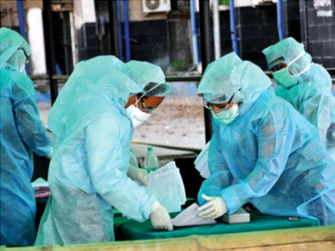 Side effects after corona, take the medication carefully | कोरोनानंतरचे साईड इफेक्ट, औषधे काळजीपूर्वकच घ्या  Side effects after corona, take the medication carefully | कोरोनानंतरचे साईड इफेक्ट, औषधे काळजीपूर्वकच घ्या