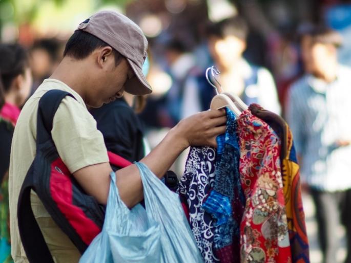 In a shining world .. | एका चमचमत्या दुनियेत.. In a shining world .. | एका चमचमत्या दुनियेत..