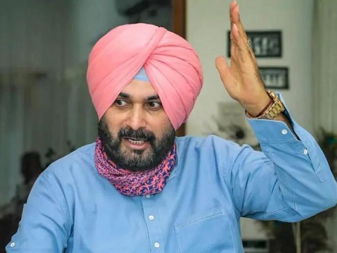 Congress leader Navjot singh sidhu is a Rakhi Sawant of Punjab politics  aap raghav chadha | 'नवज्योत सिंग सिद्धू म्हणजे पॉलिटिक्समधील राखी सावंत'; सिद्धूंच्या 'त्या' वक्तव्यावर आप नेत्याचा पलटवार