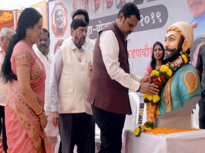 return to power by Chhatrapati Shivaji's blessing : Devendra Fadnavis | छत्रपतींच्याच आशिर्वादाने पुन्हा सत्तेवर येऊ : देवेंद्र फडणवीस