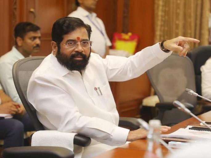 Chief Minister Eknath Shinde criticizes Uddhav Thackeray for betraying the people and stabbing him in the back | उद्धव ठाकरेंनी जनतेचा विश्वासघात करून पाठीत खंजीर खुपसला, एकनाथ शिंदेंची टीका Chief Minister Eknath Shinde criticizes Uddhav Thackeray for betraying the people and stabbing him in the back | उद्धव ठाकरेंनी जनतेचा विश्वासघात करून पाठीत खंजीर खुपसला, एकनाथ शिंदेंची टीका