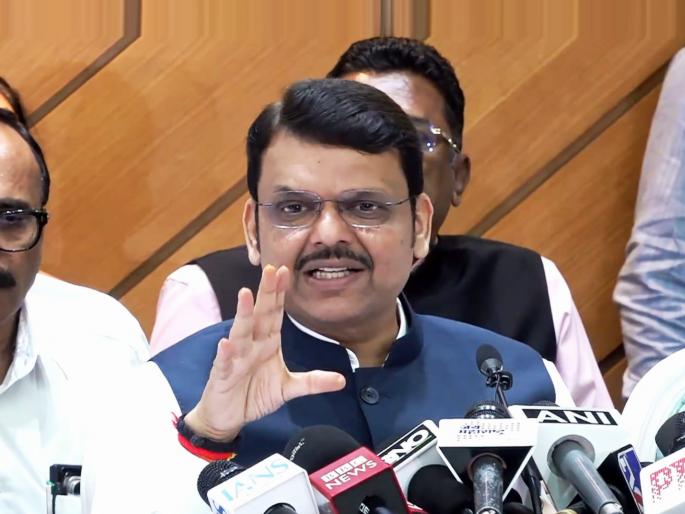 cm devendra fadnavis clearly said that we will fulfill the promise of farmer loan waiver but today direct help is more needed | “शेतकरी कर्जमाफीचे आश्वासन पूर्ण करणार, पण आज थेट मदतीची जास्त गरज”: CM देवेंद्र फडणवीस