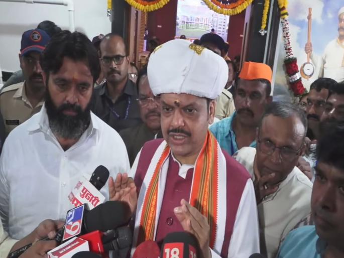 Chief Minister Devendra Fadnavis has reacted to Sudhakar Badgujar entry into the BJP party | "गुन्हा दाखल झाला पण कोणतीही कारवाई झाली नाही"; बडगुजरांच्या पक्षप्रवेशावर CM फडणवीसांची प्रतिक्रिया