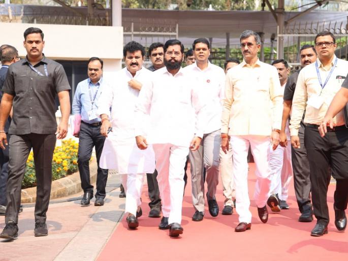 300 rs subsidy per quintal for onion cm eknath shinde announcement opposition walkout | कांद्याला क्विंटलमागे ३०० रुपये अनुदान; CM एकनाथ शिंदे यांची घोषणा, विरोधकांचा सभात्याग 300 rs subsidy per quintal for onion cm eknath shinde announcement opposition walkout | कांद्याला क्विंटलमागे ३०० रुपये अनुदान; CM एकनाथ शिंदे यांची घोषणा, विरोधकांचा सभात्याग