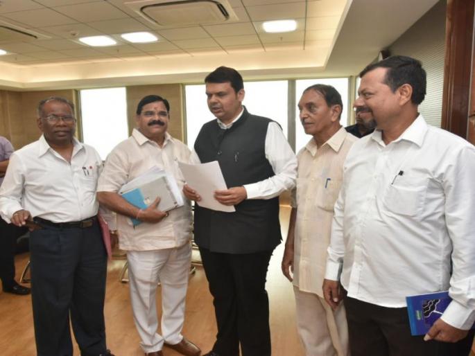 The Chief Minister assured the reservation and protection of tribal Koli tribes | आदिवासी कोळी जमातीचे आरक्षण आणि संरक्षण कायम करण्याचे मुख्यमंत्र्यांचे आश्वासन The Chief Minister assured the reservation and protection of tribal Koli tribes | आदिवासी कोळी जमातीचे आरक्षण आणि संरक्षण कायम करण्याचे मुख्यमंत्र्यांचे आश्वासन