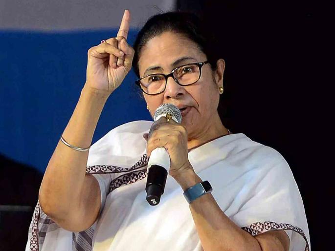 Mamata Banerjee reprimanded by the court! Do not bar women doctors from night shift | ममता बॅनर्जी यांना कोर्टाने फटकारले! महिला डॉक्टरांना नाईट शिफ्टपासून रोखू नका Mamata Banerjee reprimanded by the court! Do not bar women doctors from night shift | ममता बॅनर्जी यांना कोर्टाने फटकारले! महिला डॉक्टरांना नाईट शिफ्टपासून रोखू नका