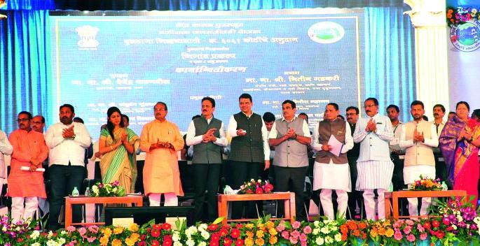 Roads, irrigation facilities in Buldhana district, 10 thousand crore! | बुलडाणा जिल्हय़ात १0 हजार कोटींतून रस्ते, सिंचन सुविधा! 
