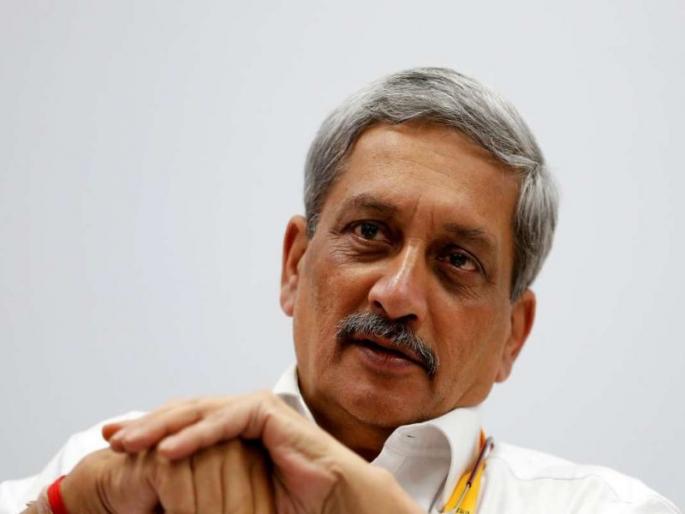 goa cm manohar parrikars alleged video conference erupts controversy | मुख्यमंत्र्यांची 'ती' कथित व्हिडीओ कॉन्फरन्स वादाच्या भोवऱ्यात