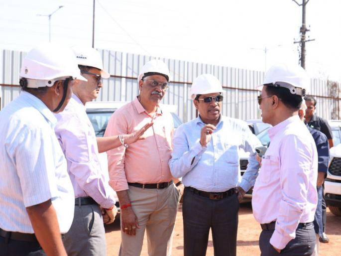 bjp bhavan to be built by december cm pramod sawant and state president damu naik inspect at kadamba plateau | डिसेंबरपर्यंत साकारणार 'भाजप भवन'; कदंब पठारावर मुख्यमंत्री, प्रदेशाध्यक्षांनी केली पाहणी bjp bhavan to be built by december cm pramod sawant and state president damu naik inspect at kadamba plateau | डिसेंबरपर्यंत साकारणार 'भाजप भवन'; कदंब पठारावर मुख्यमंत्री, प्रदेशाध्यक्षांनी केली पाहणी