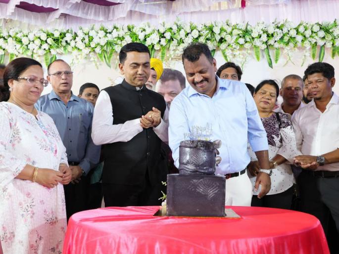 may michael lobo have better days soon said cm pramod sawant | मायकल लोबो यांना लवकरच चांगले दिवस : मुख्यमंत्री प्रमोद सावंत may michael lobo have better days soon said cm pramod sawant | मायकल लोबो यांना लवकरच चांगले दिवस : मुख्यमंत्री प्रमोद सावंत