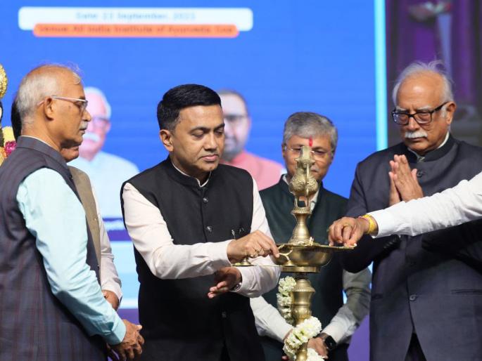 goa capable of becoming a hub for ayurveda tourism said governor pusapati ashok gajapathi raju | गोवा आयुर्वेद पर्यटनाचे केंद्र बनण्यास सक्षम: राज्यपाल पुसापती अशोक गजपती राजू goa capable of becoming a hub for ayurveda tourism said governor pusapati ashok gajapathi raju | गोवा आयुर्वेद पर्यटनाचे केंद्र बनण्यास सक्षम: राज्यपाल पुसापती अशोक गजपती राजू