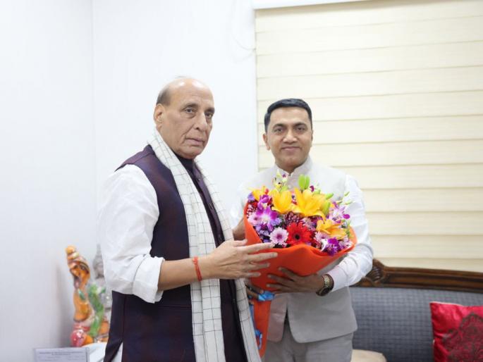 army land in panaji should be given for public use cm pramod sawant asks defence minister rajnath singh | पणजीतील लष्कराची जागा सार्वजनिक वापरासाठी द्यावी; मुख्यमंत्र्यांचे संरक्षणमंत्री राजनाथ सिंह यांना साकडे