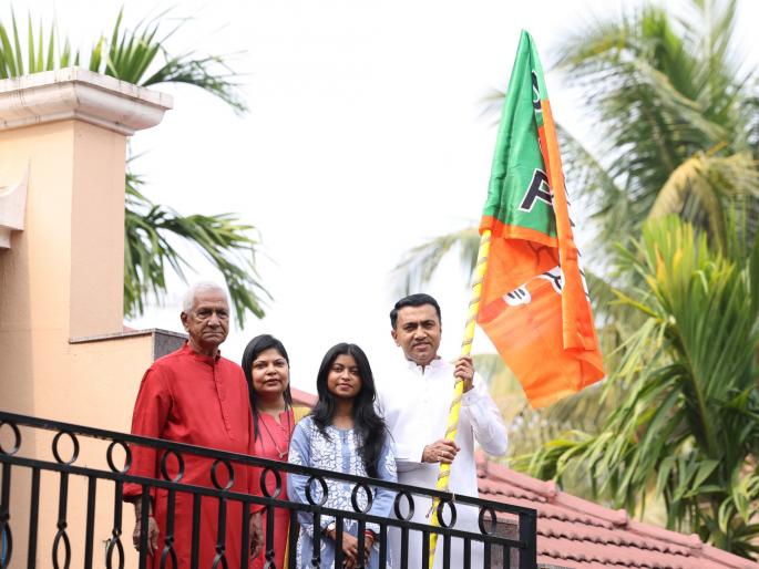 cm pramod sawant family the Journey from jan sangh to bjp | मुख्यमंत्र्यांचे कुटुंब: जनसंघ ते भाजप प्रवास cm pramod sawant family the Journey from jan sangh to bjp | मुख्यमंत्र्यांचे कुटुंब: जनसंघ ते भाजप प्रवास
