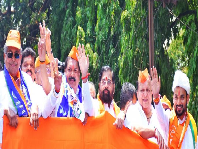 Chief Minister Eknath Shinde in Kolhapur for two days to extend support to Sanjay Mandlik and Darishsheel Mane | मुख्यमंत्री कोल्हापुरात ठोकणार तळ, दोन्ही जागा प्रतिष्ठेच्या  Chief Minister Eknath Shinde in Kolhapur for two days to extend support to Sanjay Mandlik and Darishsheel Mane | मुख्यमंत्री कोल्हापुरात ठोकणार तळ, दोन्ही जागा प्रतिष्ठेच्या