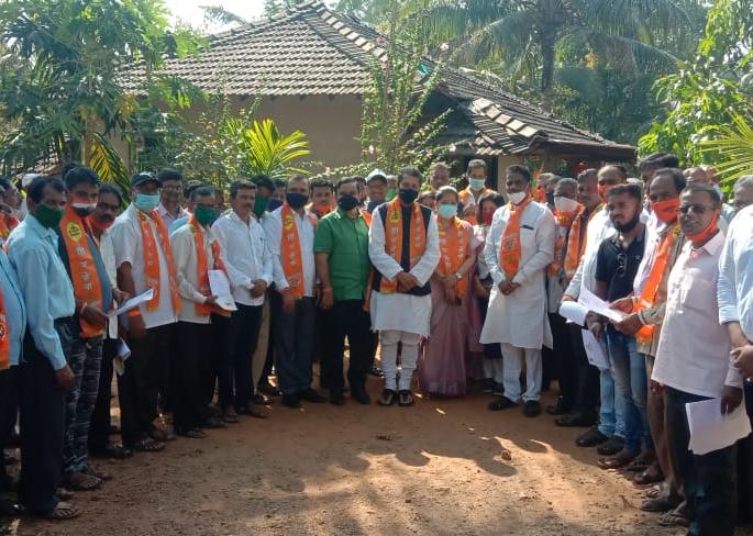 Chief Minister's special attention on Sindhudurg: Deepak Kesarkar | मुख्यमंत्र्यांचे सिंधुदुर्गवर विशेष लक्ष : दीपक केसरकर Chief Minister's special attention on Sindhudurg: Deepak Kesarkar | मुख्यमंत्र्यांचे सिंधुदुर्गवर विशेष लक्ष : दीपक केसरकर