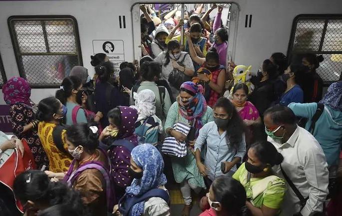 Increased risk of ‘coronasomnia’; Expert appeal to take care | ‘कोरोनासोम्निया’चा वाढता धोका; काळजी घेण्याचे तज्ज्ञांचे आवाहन Increased risk of ‘coronasomnia’; Expert appeal to take care | ‘कोरोनासोम्निया’चा वाढता धोका; काळजी घेण्याचे तज्ज्ञांचे आवाहन