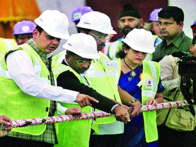 Tunnel boring machine launched in October in presence of chief minister in Mahim Newanagar | बोगद्याचे काम आॅक्टोबरमध्ये सुरू, माहीम नयानगरमध्ये मुख्यमंत्र्यांच्या उपस्थितीत टनेल बोअरिंग मशीनचा शुभारंभ Tunnel boring machine launched in October in presence of chief minister in Mahim Newanagar | बोगद्याचे काम आॅक्टोबरमध्ये सुरू, माहीम नयानगरमध्ये मुख्यमंत्र्यांच्या उपस्थितीत टनेल बोअरिंग मशीनचा शुभारंभ
