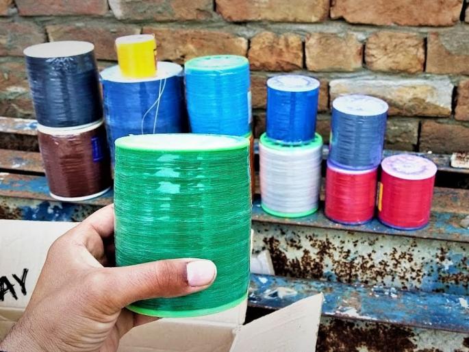 Doctor's throat slit by cat in Jalgaon | जळगावात मांजाने चिरला डॉक्टरचा गळा, गळ्यावर केली शस्त्रक्रिया Doctor's throat slit by cat in Jalgaon | जळगावात मांजाने चिरला डॉक्टरचा गळा, गळ्यावर केली शस्त्रक्रिया