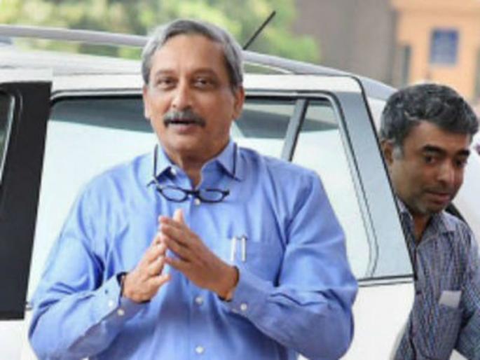 Goa is governed by the United States, the Chief Minister's secretary seeks Parrikar's approval on the phone | गोव्याचा कारभार चालतो अमेरिकेतून, मुख्यमंत्र्यांचे सचिव घेतात फोनवर पर्रीकरांची मान्यता Goa is governed by the United States, the Chief Minister's secretary seeks Parrikar's approval on the phone | गोव्याचा कारभार चालतो अमेरिकेतून, मुख्यमंत्र्यांचे सचिव घेतात फोनवर पर्रीकरांची मान्यता