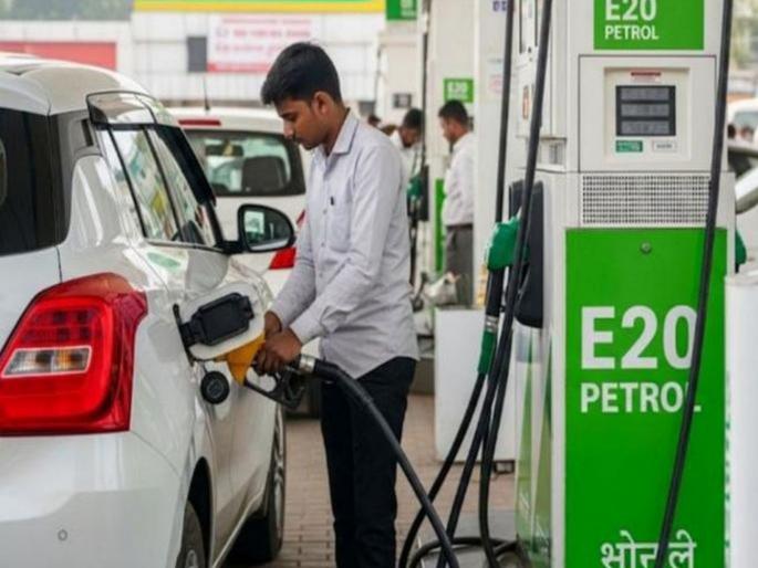 Pune news ST Corporation to open CNG, petrol pumps at their premises | एसटी महामंडळ त्यांच्या जागेवर सुरू करणार सीएनजी, पेट्रोल पंप Pune news ST Corporation to open CNG, petrol pumps at their premises | एसटी महामंडळ त्यांच्या जागेवर सुरू करणार सीएनजी, पेट्रोल पंप