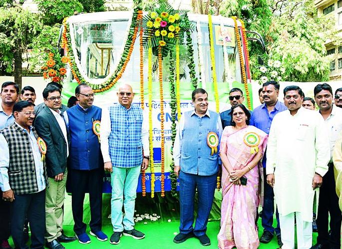 To get diesel free East Vidarbha's districts : Nitin Gadkari | पूर्व विदर्भातील जिल्हे डिझेलमुक्त करणार : नितीन गडकरी