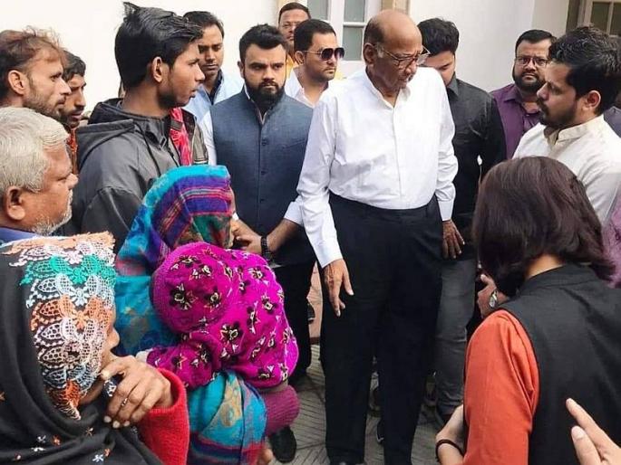 Adopted children of the victim's family, the education will cost by ncp, sharad pawar visit delhi fire spot | आग दुर्घटना; पीडित कुटुंबातील मुलींना दत्तक घेतले, शिक्षणाचा खर्च राष्ट्रवादी करणार Adopted children of the victim's family, the education will cost by ncp, sharad pawar visit delhi fire spot | आग दुर्घटना; पीडित कुटुंबातील मुलींना दत्तक घेतले, शिक्षणाचा खर्च राष्ट्रवादी करणार