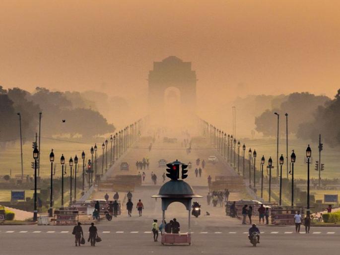 If the ban on firecrackers is implemented, Delhiites will get the best air in eight years during Diwali | फटाक्यांवरील बंदी अमलात आणल्यास दिवाळीत दिल्लीकरांना मिळणार ८ वर्षांतील सर्वोत्तम हवा If the ban on firecrackers is implemented, Delhiites will get the best air in eight years during Diwali | फटाक्यांवरील बंदी अमलात आणल्यास दिवाळीत दिल्लीकरांना मिळणार ८ वर्षांतील सर्वोत्तम हवा