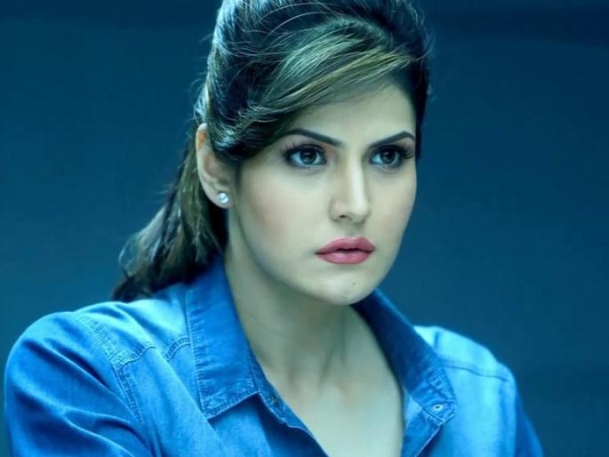 Santapali Zarine Khan! Say, do not believe in stories !! | संतापली जरीन खान! म्हणे, असल्या बातम्यांवर विश्वास ठेवू नका!! Santapali Zarine Khan! Say, do not believe in stories !! | संतापली जरीन खान! म्हणे, असल्या बातम्यांवर विश्वास ठेवू नका!!