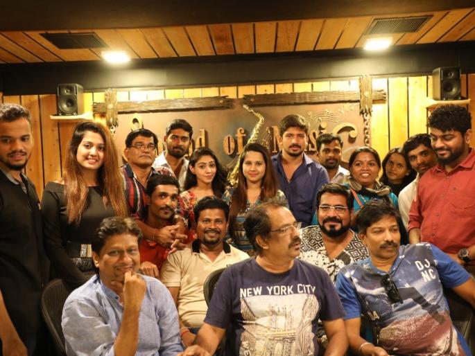 The tune of the South songs of South, the audience torna liked | साऊथचा तडका असलेल्या मराठी गाण्याला प्रेक्षकांची तुफान पसंती