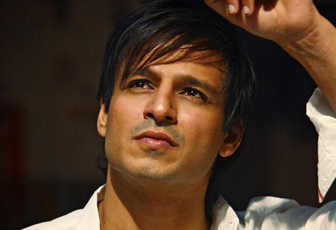 Vivek Oberoi to become 'judge' on TV; Wife full of shock! Read the reason !! | विवेक ओबेरॉय टीव्हीवर बनणार ‘जज’; पत्नीला भरली धडकी! वाचा कारण!! Vivek Oberoi to become 'judge' on TV; Wife full of shock! Read the reason !! | विवेक ओबेरॉय टीव्हीवर बनणार ‘जज’; पत्नीला भरली धडकी! वाचा कारण!!