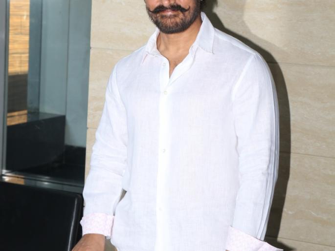 Mr. Perfectionist was 52 years old ... Happy Birthday to you .... !!! | मि.परफेक्शनिस्ट झाला ५२ वर्षांचा...हॅप्पी बर्थडे टु यू....!!!