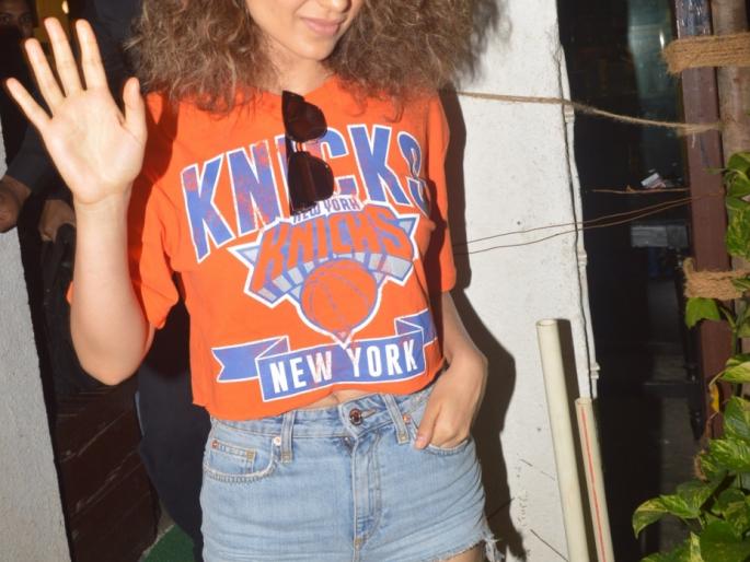 Kangana Cool Look .. | कंगनाचा कूल लूक़..