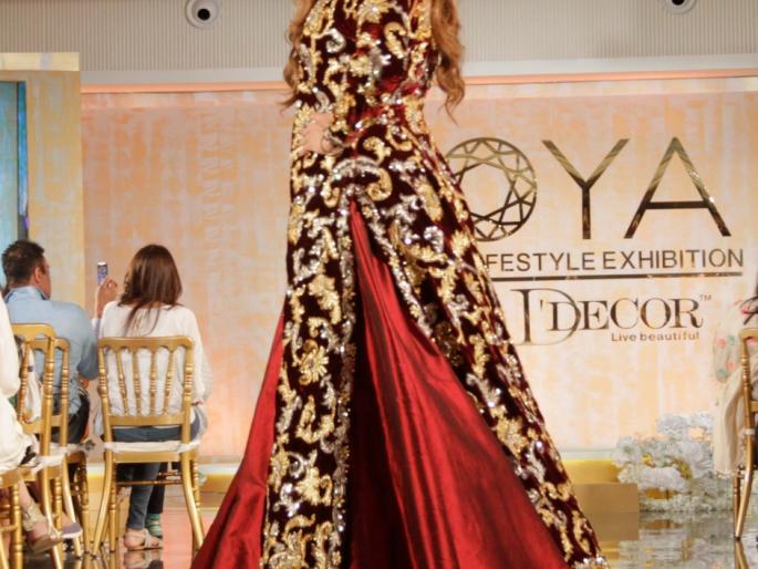 Must See: Zoya Fashion Show Ramp! | Must See : झोया फॅशन शोच्या रॅम्पवर तारकांचा जलवा !
