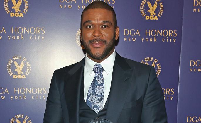 Screen on Taylor-Winfrey's Debate | टेलर-विन्फ्रेच्या वादावर पडदा