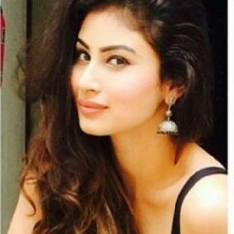 Bollywood actress, who made her debut with 'Munni Roy' | गोल्ड चित्रपटातून मौनी रॉयशिवाय 'ही' टीव्ही अभिनेत्री करतेय बॉलिवूडमध्ये पदार्पण Bollywood actress, who made her debut with 'Munni Roy' | गोल्ड चित्रपटातून मौनी रॉयशिवाय 'ही' टीव्ही अभिनेत्री करतेय बॉलिवूडमध्ये पदार्पण