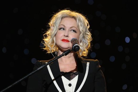 Cindy gets ready for fun | सिंडीला कलेने तारले