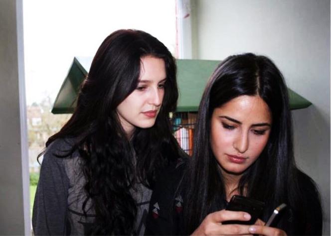 SEE PICS: Katrina Kaif can also wash her hair in beauty, her younger sister Isabelle! | SEE PICS : सौंदर्यात कॅटरिना कैफलाही धोबीपछाड देईल तिची धाकटी बहीण इसाबेल! SEE PICS: Katrina Kaif can also wash her hair in beauty, her younger sister Isabelle! | SEE PICS : सौंदर्यात कॅटरिना कैफलाही धोबीपछाड देईल तिची धाकटी बहीण इसाबेल!