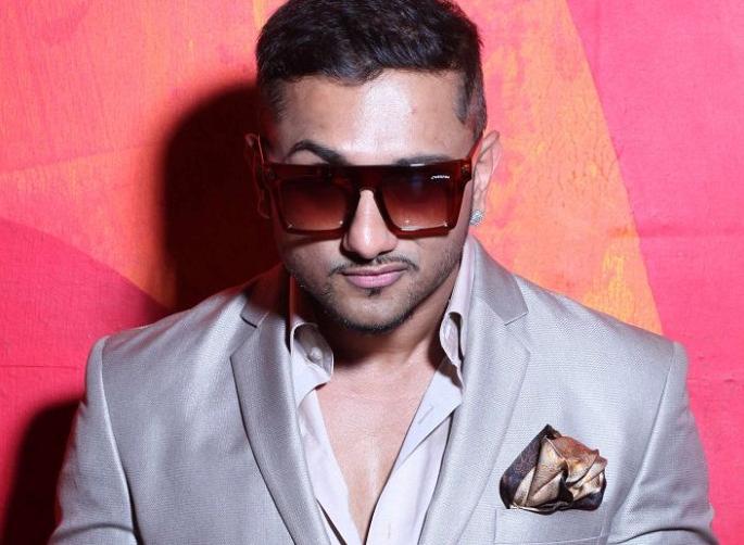 Honey Singh is not the 'Limelite' but the 'Badshah' of social media! | ​‘लाईमलाईट’मध्ये नसूनही हनी सिंह हाच सोशल मीडियाचा ‘बादशाह’!
