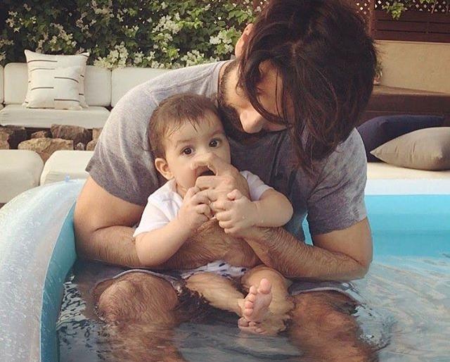 Shahid Kapoor shares photo of Mishish; Ivlyasaa the feet of the face! | शाहिद कपूरने पुन्हा शेअर केला मीशाचा फोटो; इवल्याशा पायांनी लावला लळा!