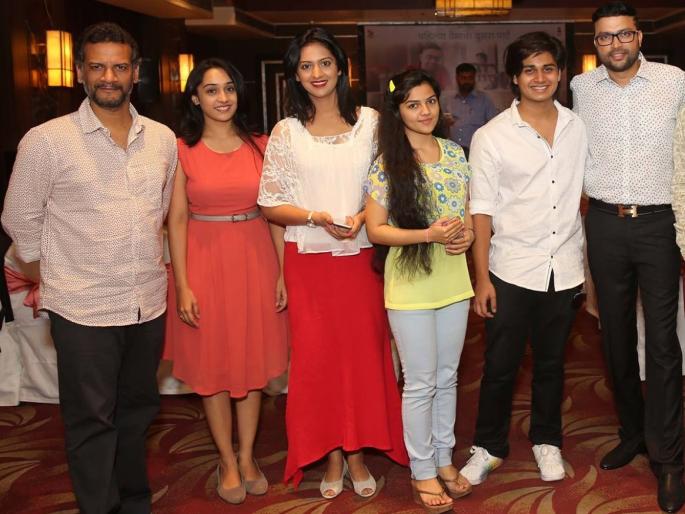 What's the point of this movie's Tim? | काय म्हणतीये या चित्रपटाची टिम What's the point of this movie's Tim? | काय म्हणतीये या चित्रपटाची टिम