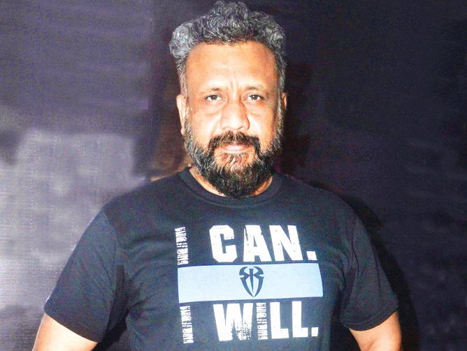 Sinha says, "The story of the film is called 'First Priority' | सिन्हा म्हणतात,‘चित्रपटाच्या कथानकाला फर्स्ट प्रायोरिटी’ Sinha says, "The story of the film is called 'First Priority' | सिन्हा म्हणतात,‘चित्रपटाच्या कथानकाला फर्स्ट प्रायोरिटी’