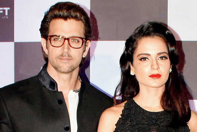 Hrithik Roshan - Kangna Ranaut controversy: This is the advice given to Kangana by the big people | हृतिक रोशन - कंगना राणौत वाद : बड्या लोकांनी दिला होता कंगनाला ‘हा’ सल्ला Hrithik Roshan - Kangna Ranaut controversy: This is the advice given to Kangana by the big people | हृतिक रोशन - कंगना राणौत वाद : बड्या लोकांनी दिला होता कंगनाला ‘हा’ सल्ला