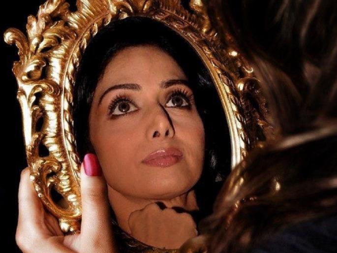 LIVE UPDATE: Bye 'moonlight'! Sridevi's heartfelt festive crowd! | LIVE UPDATE: ​अलविदा ‘चांदनी’! श्रीदेवींच्या अंत्यदर्शनासाठी चाहत्यांची गर्दी!!