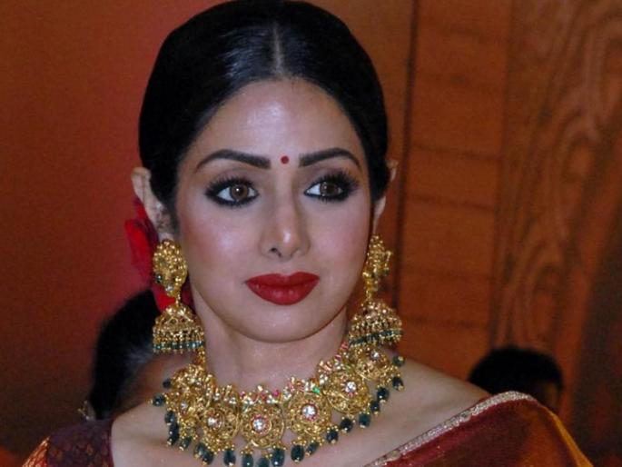 Sridevi was worried about the economic downturn! Kaka Venugopal Reddy's shocking disclosure !! | ​आर्थिक स्थिती खालावल्याने चिंतेत होत्या श्रीदेवी! काका वेणुगोपाल रेड्डी यांचा धक्कादायक खुलासा!!