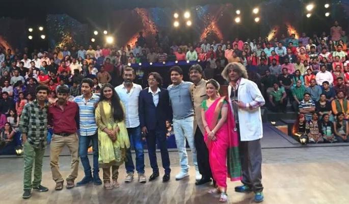 Kapoor's show 'Sarat' | कपिलच्या शोमध्ये 'सैराट'