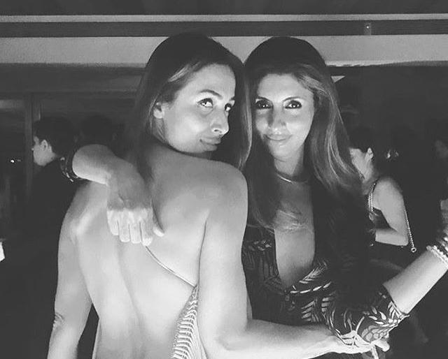 Malaika Arora after divorce was even more bold; Shared topless photo! | घटस्फोटानंतर मलाइका अरोरा झाली आणखी बोल्ड; शेअर केला टॉपलेस फोटो!