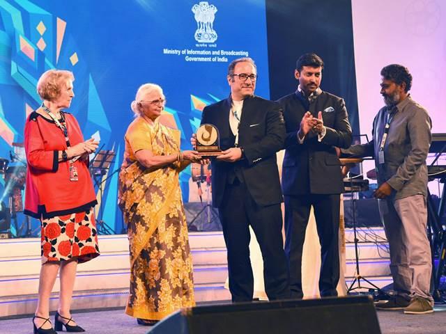 Awarded by Iriyani, Iran won the award | या इराणी चित्रपटाने मिळवला इफ्फीमध्ये पुरस्कार Awarded by Iriyani, Iran won the award | या इराणी चित्रपटाने मिळवला इफ्फीमध्ये पुरस्कार